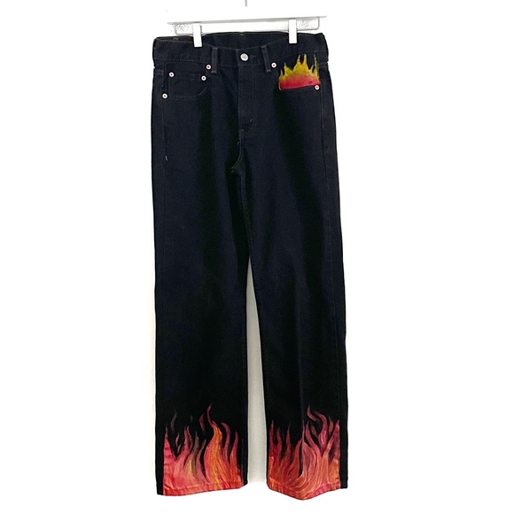 Levi’s 550 Relaxed Fit Jeans Hand Painted Flames Black Goth Punk Unisex Size 28 - Picture 1 of 8